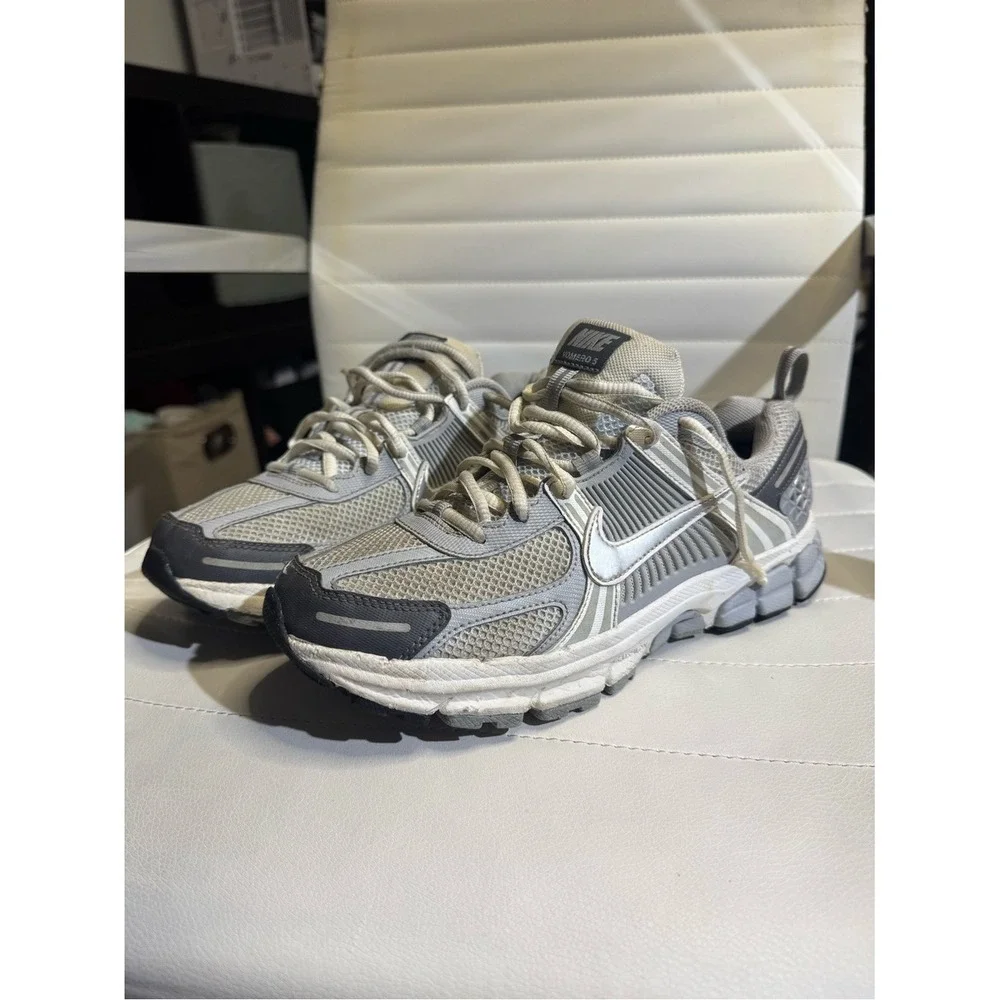 Nike Vomero 5 Zoom Air Grey Mesh Running Sneakers